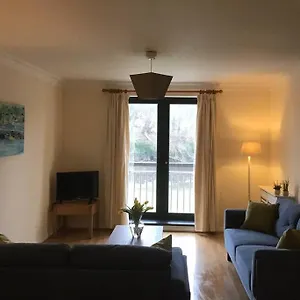 Waterfront Completely Refurbished Appartement