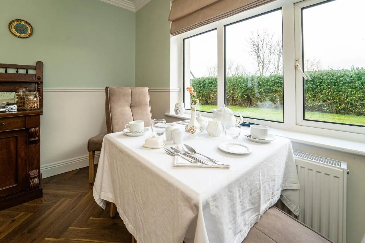 Bed and Breakfast Five Ferns House Westport