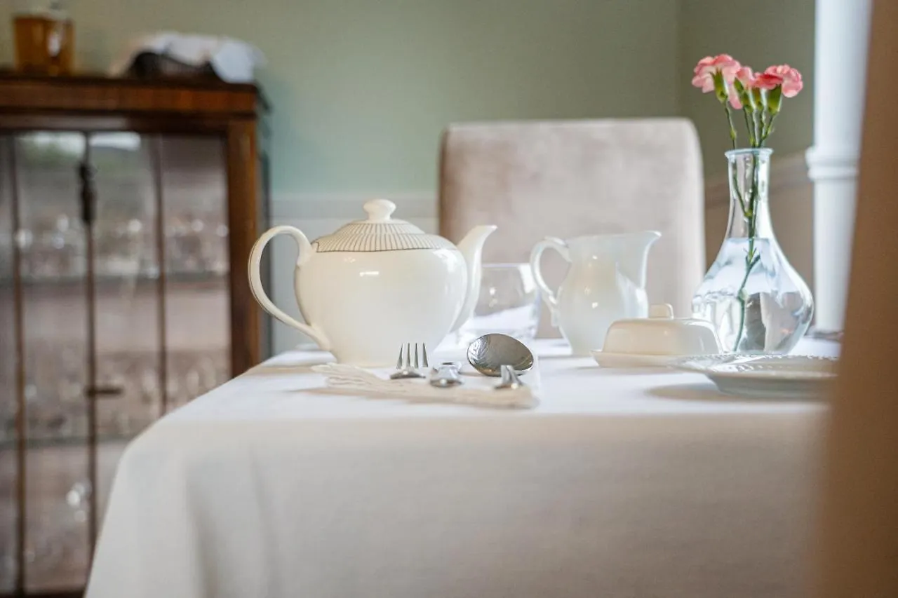 Bed & Breakfast Bed and Breakfast Five Ferns House Westport